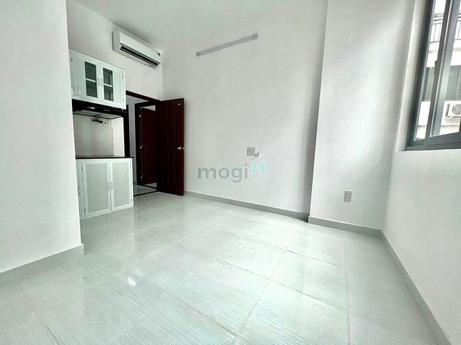Hình ảnh Mb6623 nạp rút nhanh chóng studio cửa sổ full nội thất trung tâm quận 1