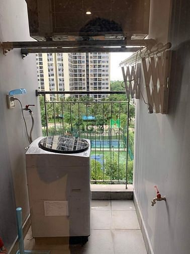 Hình ảnh Cho Thuê Căn Hộ Studio Nội Thất Cơ Bản Tại Vinhomes Grand Park Quận 9