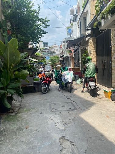 Hình ảnh Chính chủ cần bán đất H4m Sư Vạn Hạnh, Quận 10. 4mx16m.