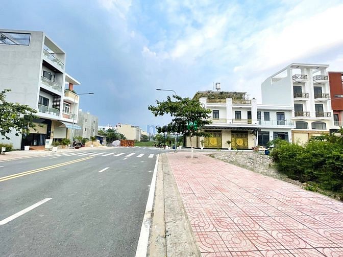 Hình ảnh Bán đất nền Bình Tân gần Bệnh viện Bình Tân chính chủ- Sổ hồng riêng