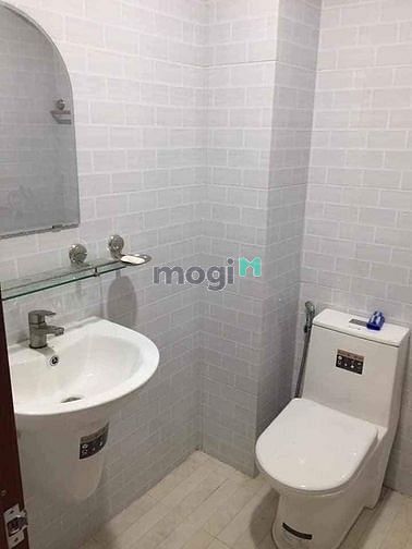 Hình ảnh Mb6623 nạp rút nhanh chóng Ban công ngay B112 Bạch Đằng, Sân Bay, Tân Bình