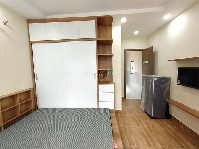 Hình ảnh CHDV Ban Công + FULL Nội Thất_ Gần chợ Tân Trụ, Trường Chinh