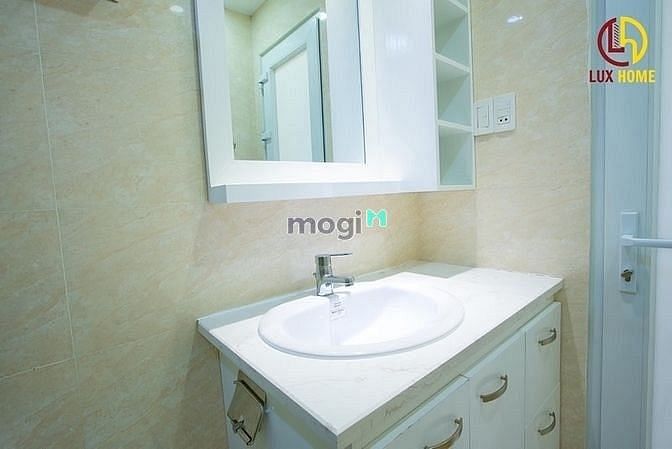 Hình ảnh CHDV 2Pn ban công Quận 1, Đặng Dung , nhà thờ Tân Định