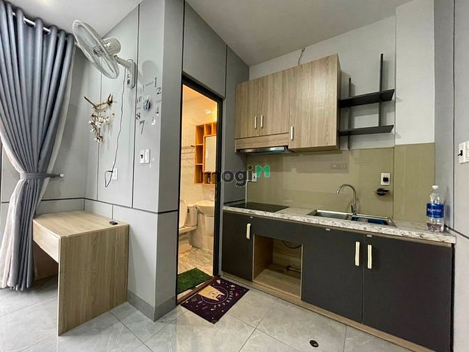 Hình ảnh Phòng bancol rộng - full nội thất