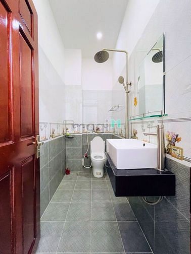 Hình ảnh Bán khách sạn Đ.bình lợi, phường 13,bình thạnh