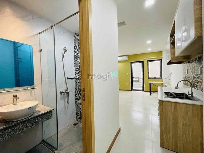 Hình ảnh C.hộ dịch vụ_2PN_Bình Thạnh_FULL NT_ban công_cửa sổ lớn