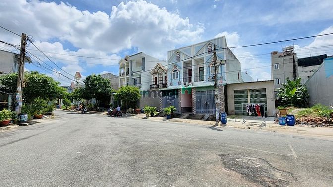 Hình ảnh BÁN ĐẤT DĨ AN, 100m2 tái định cư siêu thị BigC, phường Đông Hòa. H513