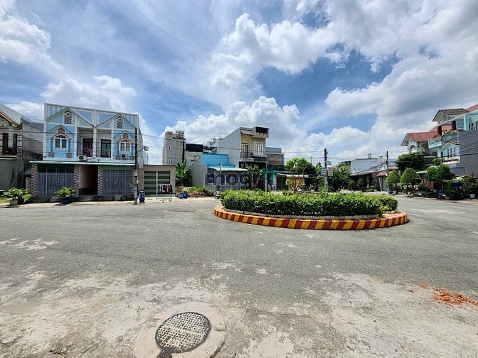 Hình ảnh BÁN ĐẤT DĨ AN, 100m2 tái định cư siêu thị BigC, phường Đông Hòa. H513