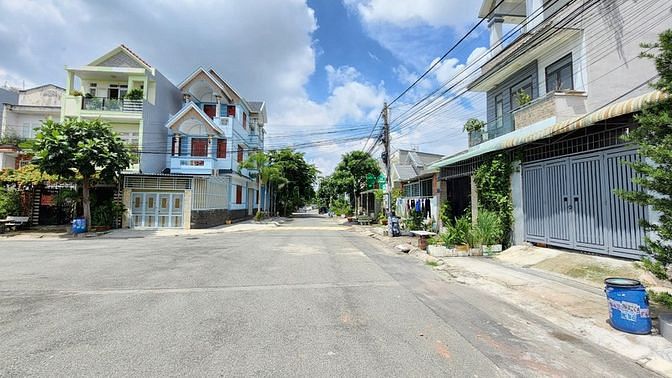 Hình ảnh BÁN ĐẤT DĨ AN, 100m2 tái định cư siêu thị BigC, phường Đông Hòa. H513