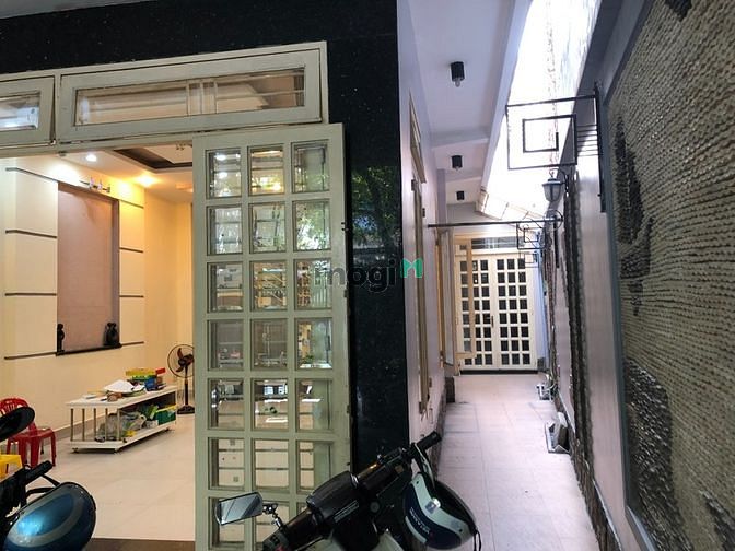 Hình ảnh Nhà hẻm 6m Phạm văn Hai, Tân Bình, 133m2, 3 tầng nở hậu