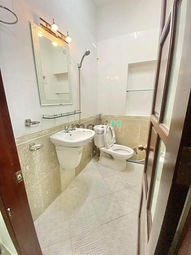 Hình ảnh Mb6623 nạp rút nhanh chóng_quận3_full_nội thất_gần cao đăng_thoáng mát_cửa sổ trời