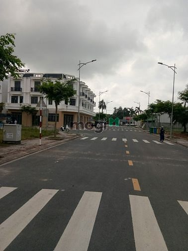 Hình ảnh bán đất nền giá tận gốc rẻ nhất tại vị trí