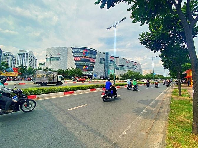 Hình ảnh GIẢM NHANH 1,1 TỶ bán gấp 2 lô đất ngay đường 17, Phạm Văn Đồng.