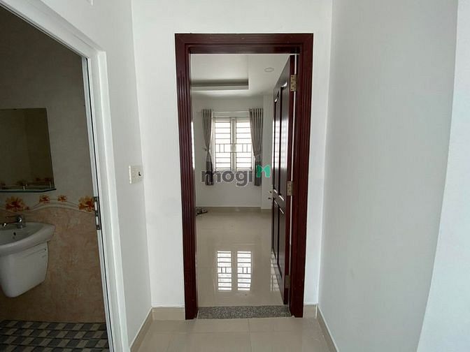 Hình ảnh Nhà hẻm 4m 3.5 x 14m 3 Lầu Bùi Thế Mỹ Tân Bình