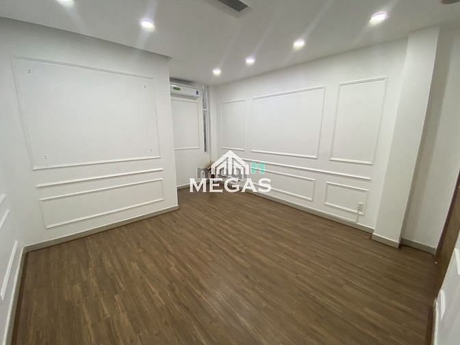 Hình ảnh Studio mới xây ngay mặt tiền quận 3 giá rẻ bèo