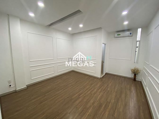 Hình ảnh Studio mới xây ngay mặt tiền quận 3 giá rẻ bèo