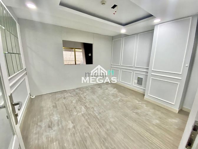 Hình ảnh Studio mới xây ngay mặt tiền quận 3 giá rẻ bèo