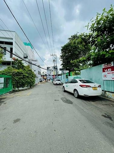 Hình ảnh Nhà Phạm Văn Hai – 2 Lầu – Hẻm 8m (3.6x16m) – 10.2 TỶ.