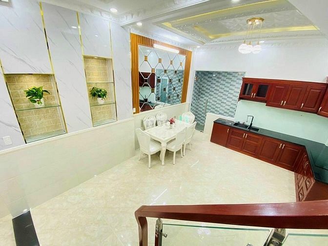 Hình ảnh Chị ruột gửi bán nhà 5m x 22m Tân Phú nhỉnh 5.9 tỷ
