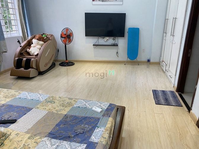 Hình ảnh Nguyễn Công Hoan - Trệt Lửng 2L - Gần MT