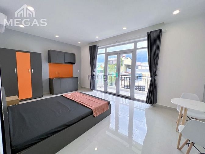 Hình ảnh Chdv ban công siêu đỉnh cách ngã tư bảy hiền 5p đi xe