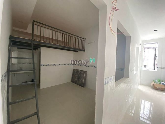 Hình ảnh Phòng trọ mới có gác lửng ra vào vân tay
