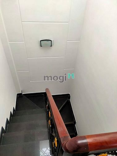 Hình ảnh Phan Đăng Lưu, Phú Nhuận, 4 tầng BTCT, 5PN chỉ 7.7 tỷ