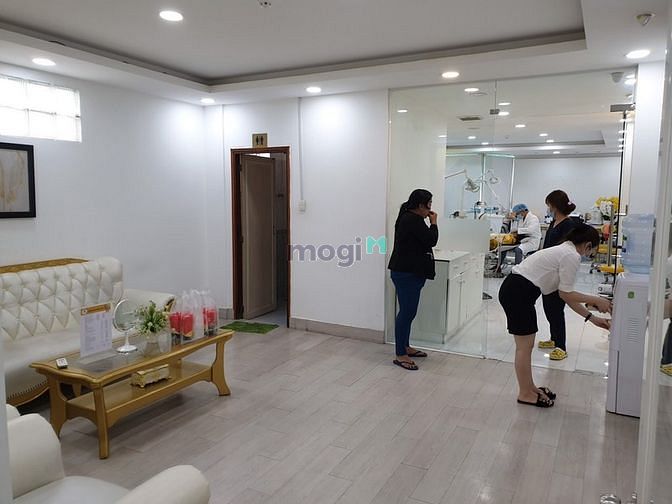 Hình ảnh Cho thuê nhà Phạm Viết Chánh, Q1 hầm triệt 5 lầu thang máy