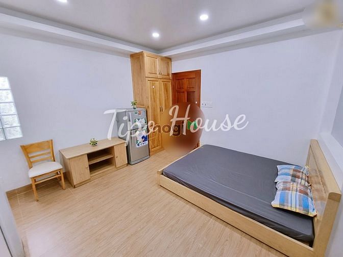 Hình ảnh Sang gấp nhà CHDV hxh  Hồ Bá Kiện Q.10 FULL khách