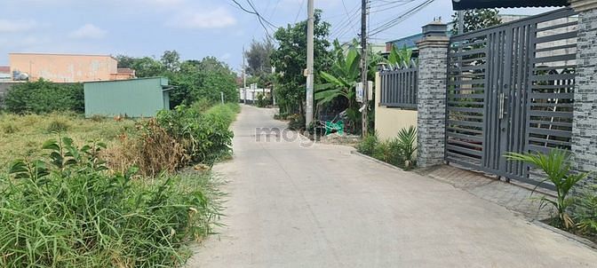 Hình ảnh Nhà tôi nợ nần cần bán gấp lô đất