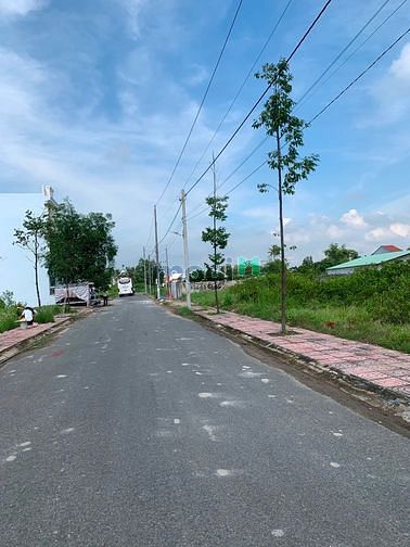 Hình ảnh Bán gấp 2 nền đất đường 30m, KDC Thiên Lý, giá chỉ