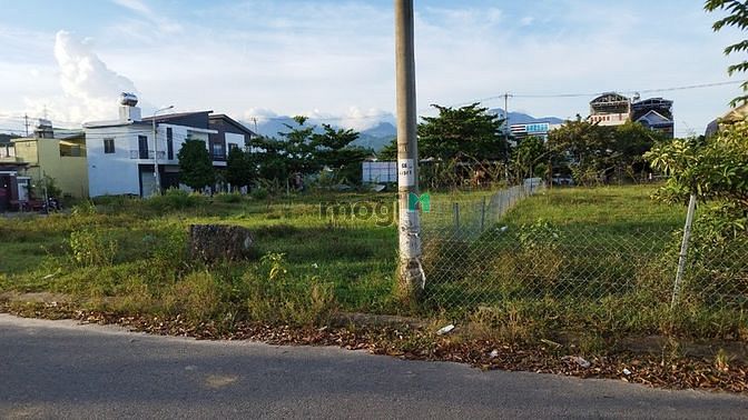 Hình ảnh Cần bán lô đất Hòa Liên 4 đối diện chợ Nam Quan