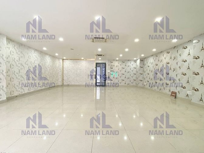 Hình ảnh 🏢 illa : Hầm, trệt 2 lầu áp mái, sàn trống suốt, có thang máy