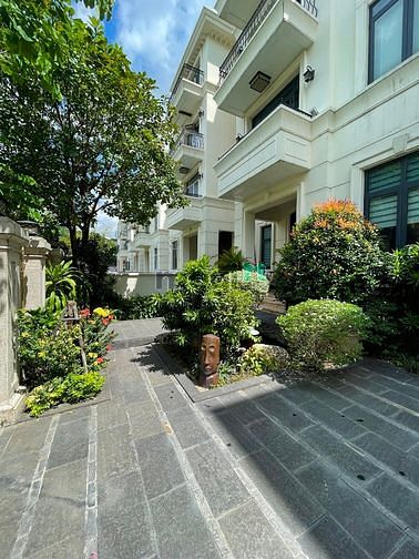 Hình ảnh Cho thuê biệt thự Ba Bon, 6 phòng ngủ, giá 10.500$.