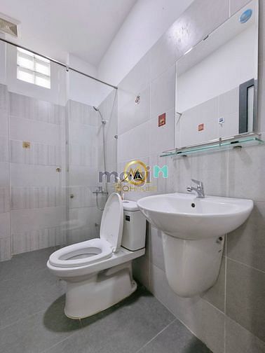 Hình ảnh CH Q1 Full Nội Thất - Ban công 7Tr Mới Trống