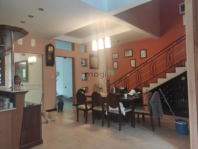 Hình ảnh Cho thuê biệt thự quận 7 có hồ bơi 7 phòng ngủ