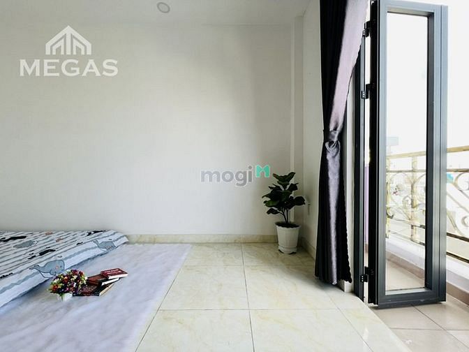 Hình ảnh Phòng SẴN MÁY LẠNH có BAN CÔNG SIÊU MÁT Sát Lk 5-6