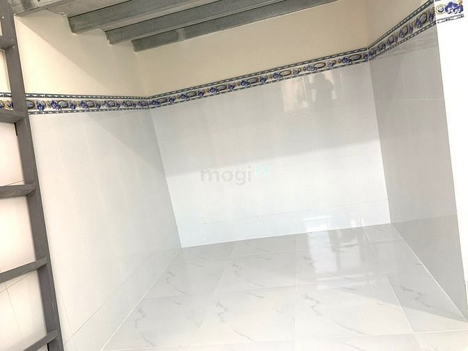 Hình ảnh Cho thuê phòng gác lửng an ninh sạch sẽ 664 Tên Lửa
