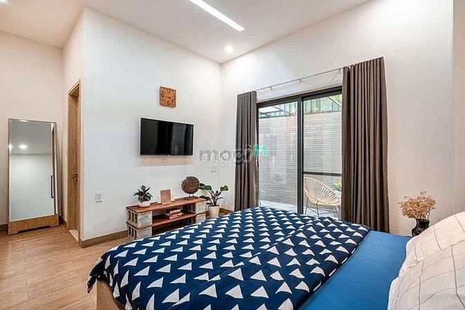 Hình ảnh Trung tâm Q10 đường Hòa Hưng. Full NT - Thang Máy.