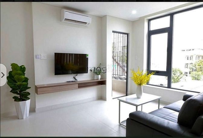 Hình ảnh Trung tâm Q10 đường Hòa Hưng. Full NT - Thang Máy.