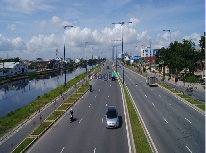 Hình ảnh Bán Lô Đất 55m tọa lạc trên Đại Lộ Võ Văn Kiệt.Gần Chợ Hồ Ngọc Lãm,SHR