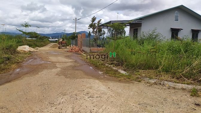 Hình ảnh Bán đất Liên Nghĩa - Đức Trọng dt 5x32m cách sân bay chỉ 4km
