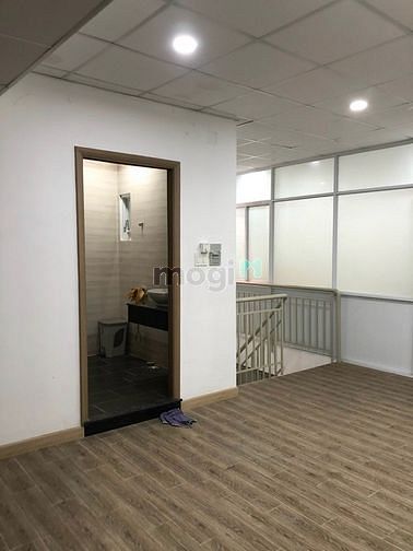 Hình ảnh Cho Thuê Nhà Nguyên Căn Lê Thị Riêng Quận 1