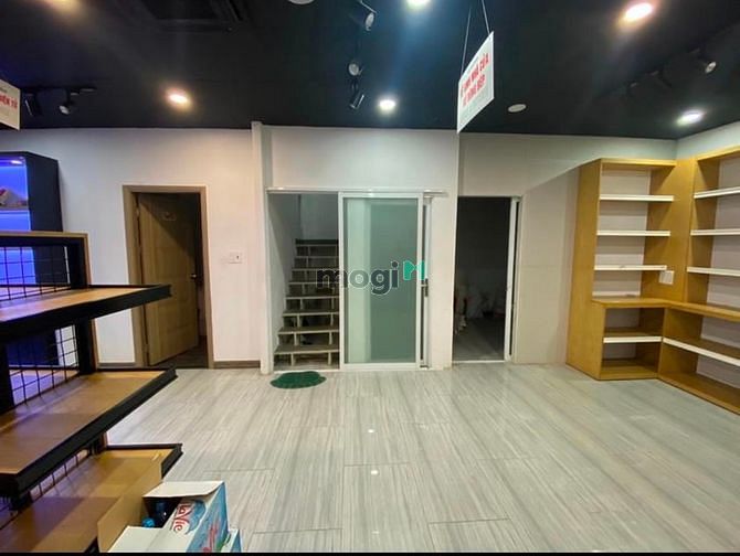 Hình ảnh Cho Thuê Nhà Nguyên Căn Lê Thị Riêng Quận 1