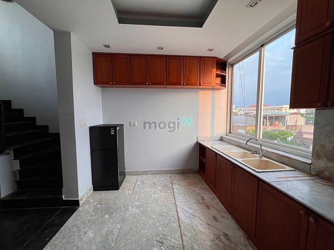 Hình ảnh Penthouse 2PN gần Sân bay Tân Sơn Nhất