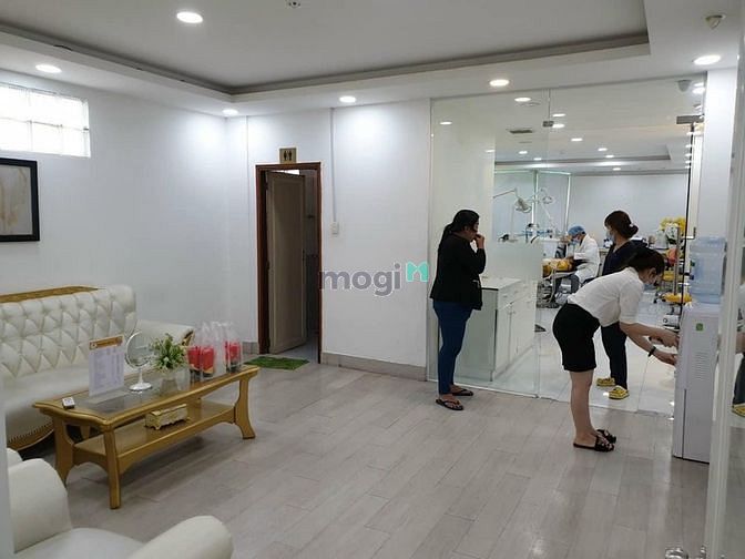 Hình ảnh Cho Thuê Gấp Mặt Tiền Phạm Viết Chánh Phường Nguyễn Cư Trinh Quận 1