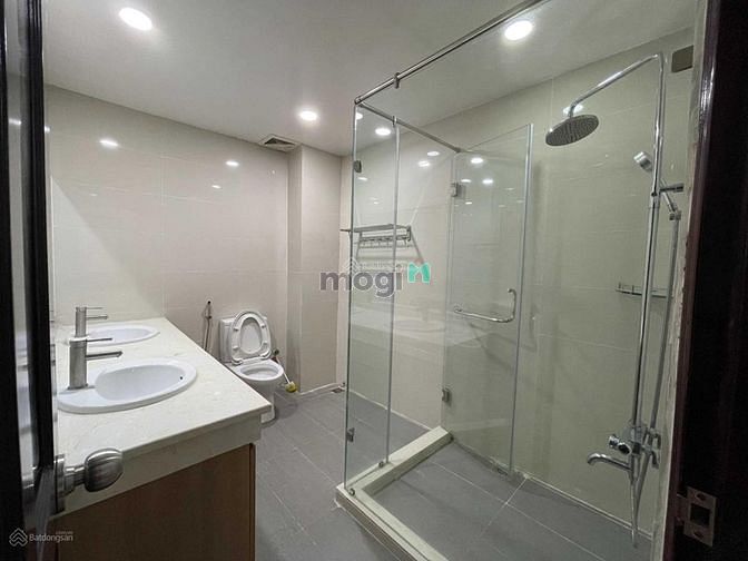 Hình ảnh Chính Chủ Cho Thuê Nhà Mặt Tiền Phan Đăng Lưu Quận Phú Nhuận