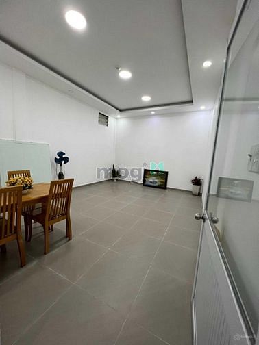 Hình ảnh Chính Chủ Cho Thuê Nhà Mặt Tiền Phan Đăng Lưu Quận Phú Nhuận