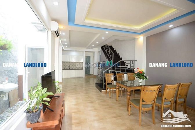 Hình ảnh Nhà sân vườn 3 phòng ngủ Sơn Trà - B793