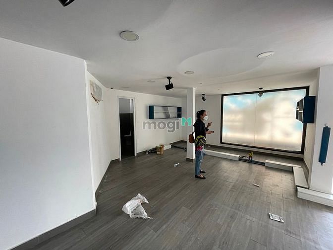 Hình ảnh Cho Thuê Gấp Góc 2 Mặt Tiền Quận Bình Thạnh